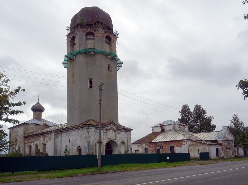 Церковь Климента Римского и Петра Александрийского, Новая Ладога (Волховский район, Ленинградская область). фасады