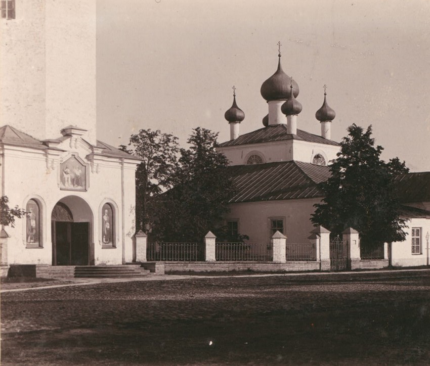 Новая Ладога. Церковь Спаса Нерукотворного Образа. архивная фотография, С. М. Прокудин-Горский, 1909 год.
фото с http://prokudin-gorskiy.ru/image.php?ID=159