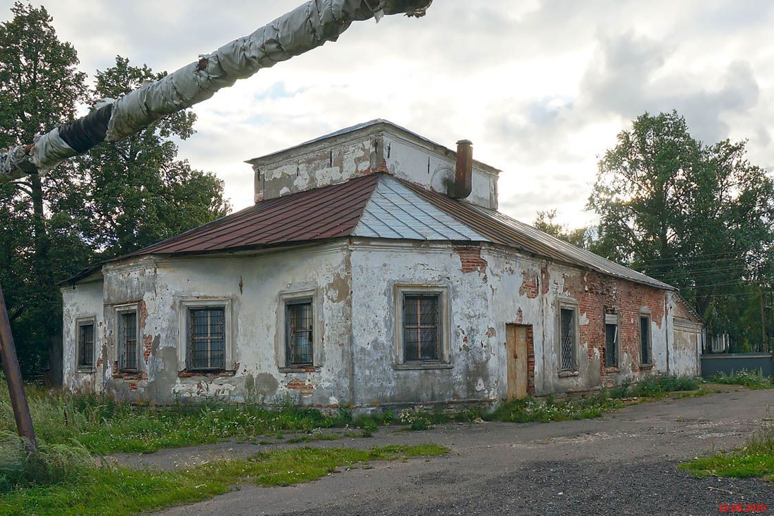 Новая Ладога. Церковь Спаса Нерукотворного Образа. фасады