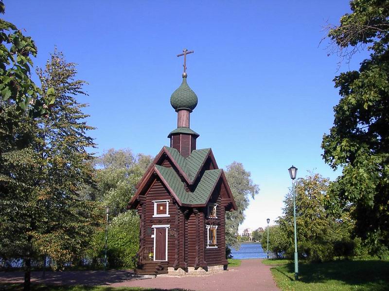 Часовня Николая Чудотворца, Сестрорецк (Санкт-Петербург, Курортный район, г. Санкт-Петербург). общий вид в ландшафте