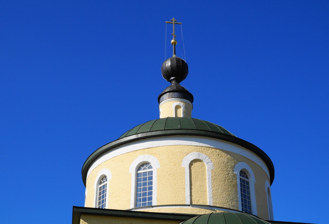 Церковь Илии Пророка, Глухово (Собинский район, Владимирская область). архитектурные детали, Ротонда и завершения