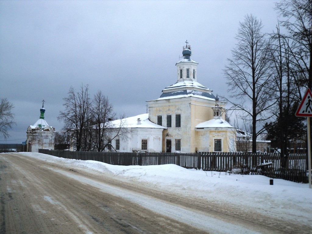 Церковь Спаса Нерукотворного Образа, Красногорское (Верхотурский район (ГО Верхотурский), Свердловская область). общий вид в ландшафте