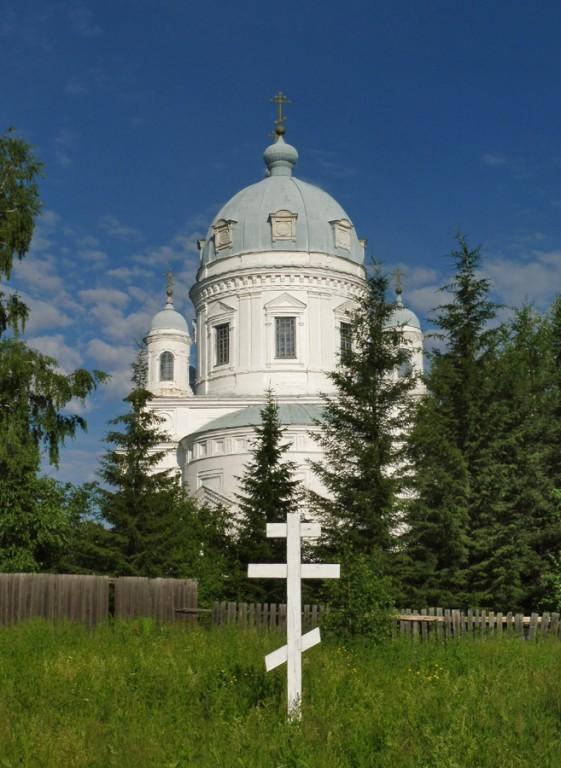 Шурала. Церковь Александра Невского. фасады