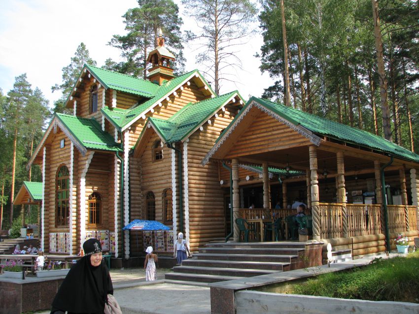 Монастырь Святых Царственных страстотерпцев, Ганина Яма (Екатеринбург (МО город Екатеринбург), Свердловская область). фасады