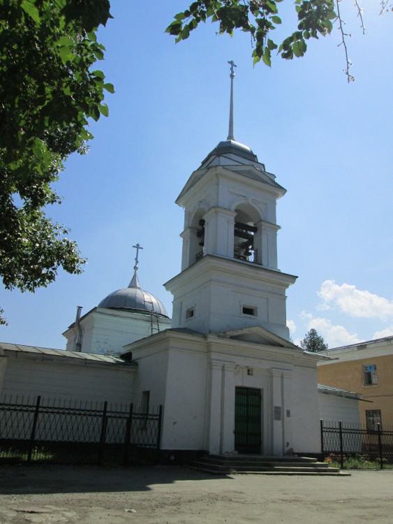 Екатеринбург. Церковь Рождества Христова. фасады