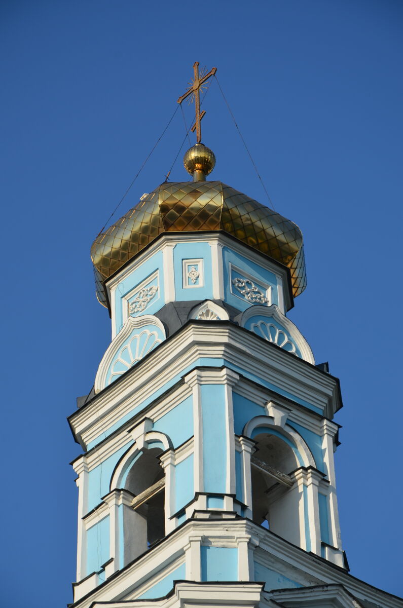 Церковь Вознесения Господня, Екатеринбург (Екатеринбург (МО город Екатеринбург), Свердловская область). архитектурные детали, Завершение колокольни