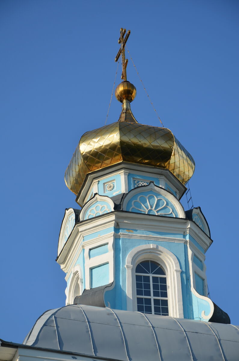 Церковь Вознесения Господня, Екатеринбург (Екатеринбург (МО город Екатеринбург), Свердловская область). архитектурные детали, Завершение храмовой части