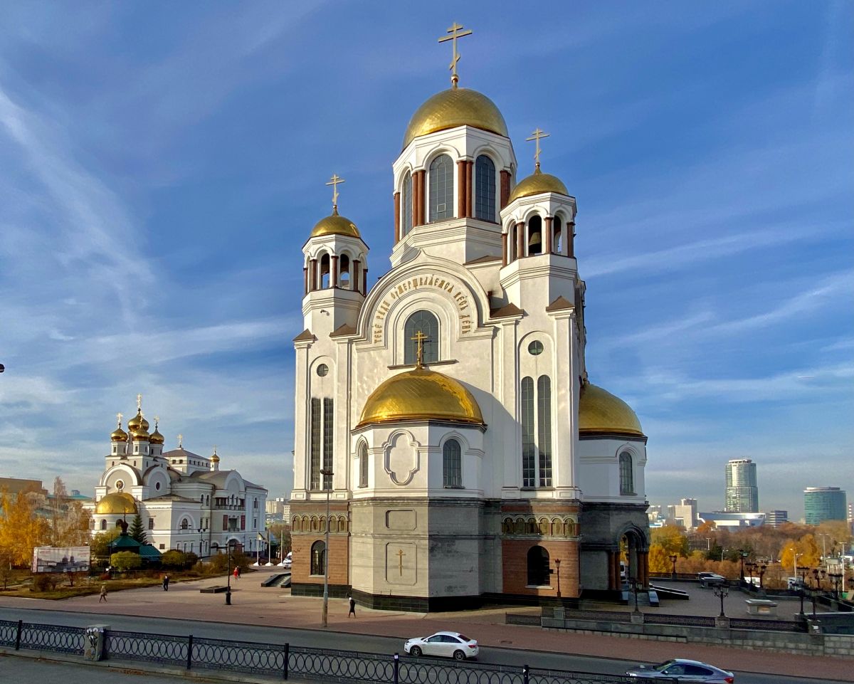 Церковь Всех Святых, в земле Российской Просиявших (