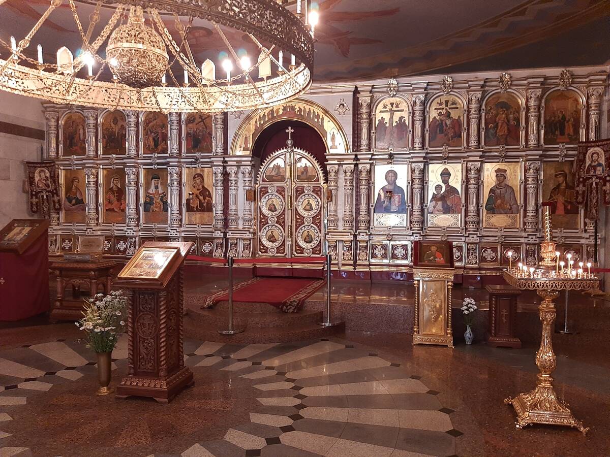 Церковь Всех Святых, в земле Российской Просиявших (