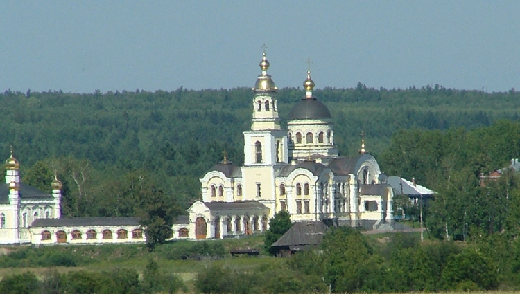 Меркушино. Собор Михаила Архангела. общий вид в ландшафте