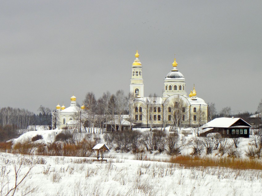 Собор Михаила Архангела, Меркушино (Верхотурский район (ГО Верхотурский), Свердловская область). общий вид в ландшафте