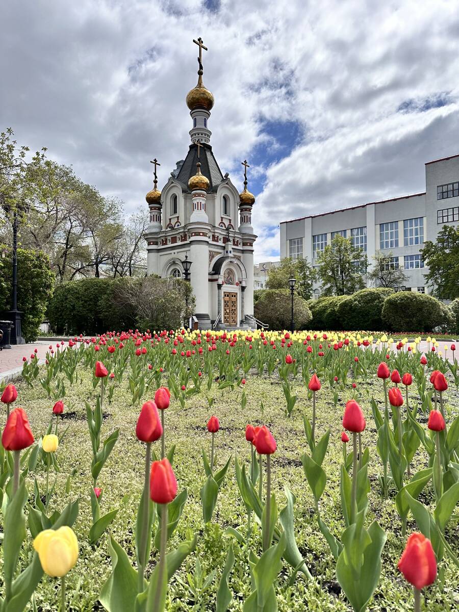 Часовня Екатерины Великомученицы, Екатеринбург (Екатеринбург (МО город Екатеринбург), Свердловская область). общий вид в ландшафте
