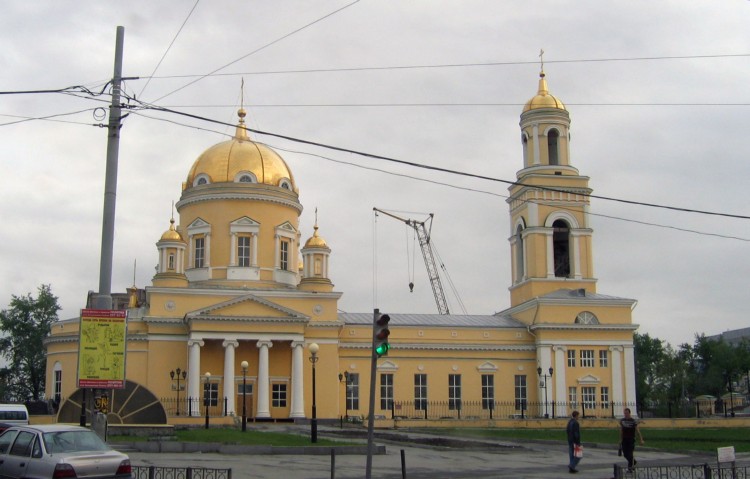 Кафедральный собор Троицы Живоначальной, Екатеринбург (Екатеринбург (МО город Екатеринбург), Свердловская область). фасады