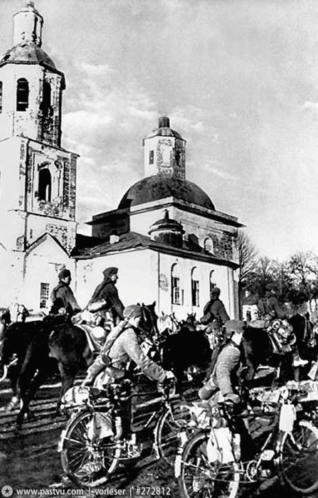 Хмелита. Церковь Казанской иконы Божией Матери. архивная фотография, Фото с сайта pastvu.ru Фото 1941 года.