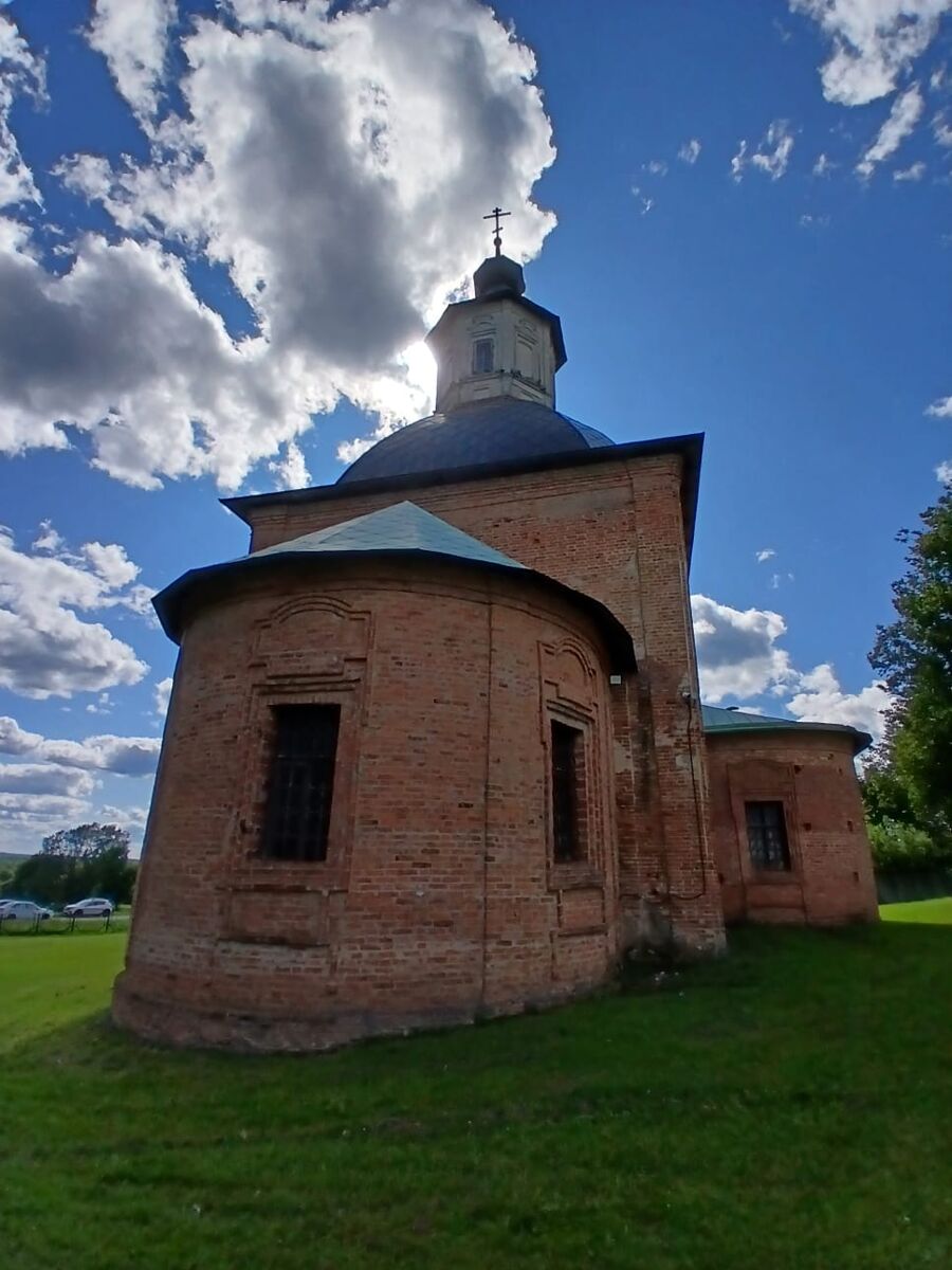 Церковь Казанской иконы Божией Матери, Хмелита (Вяземский район, Смоленская область). фасады