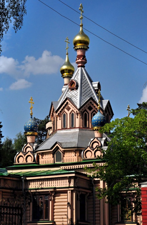 Церковь Троицы Живоначальной, Удельная (Раменский район и гг. Бронницы, Жуковский, Московская область). фасады