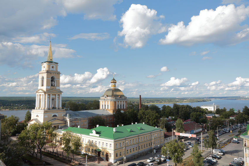 Пермь. Собор Спаса Преображения. общий вид в ландшафте