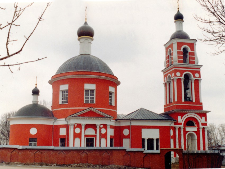 Лыткарино. Церковь Петра и Павла. фасады