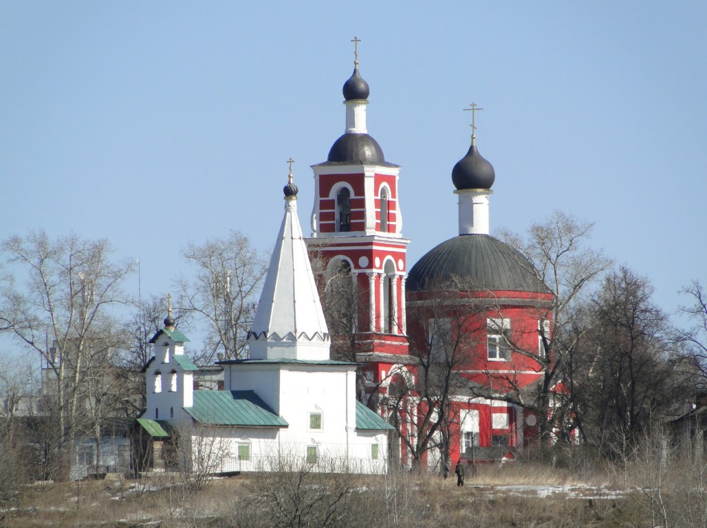 Церковь Николая Чудотворца в Петровском, Лыткарино (Люберецкий городской округ, гг. Лыткарино, Котельники, Московская область). общий вид в ландшафте, Лыткарино. Никольский храм, храм Петра и Павла