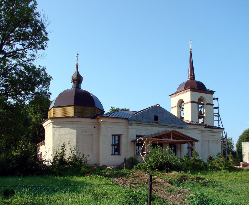 Бегуницы. Церковь Михаила Архангела. фасады