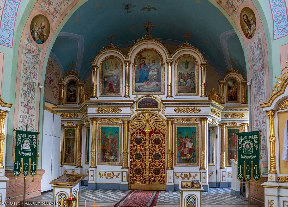 Церковь Георгия Победоносца, Ложголово (Сланцевский район, Ленинградская область). интерьер и убранство