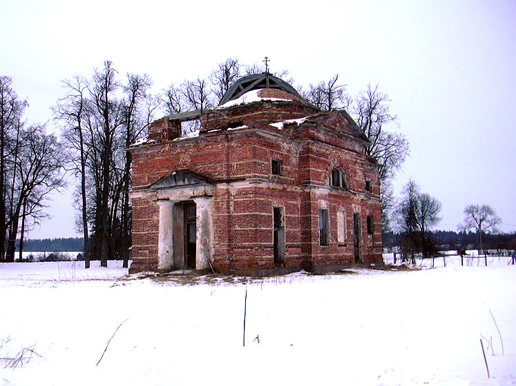 Церковь Ирины великомученицы, Волгово (Волосовский район, Ленинградская область). фасады