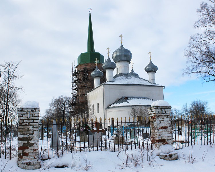 Сясьстрой. Церковь Успения Пресвятой Богородицы в Сясьских рядках. фасады