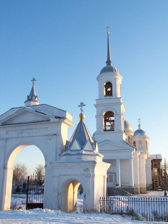 Церковь Рождества Христова, Надкопанье (Волховский район, Ленинградская область). фасады