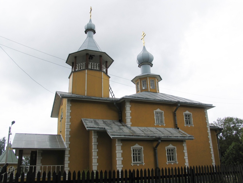 Лодейное Поле. Церковь Петра и Павла. фасады