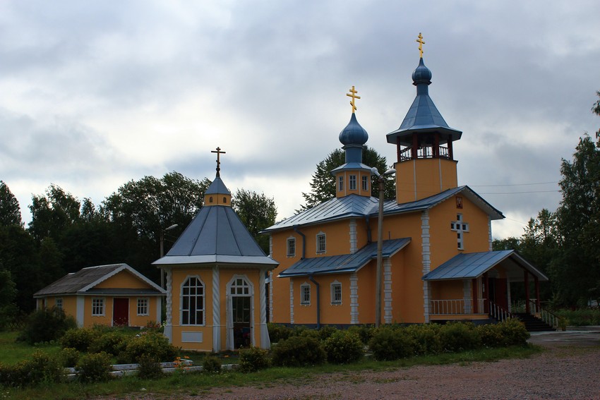 Церковь Петра и Павла, Лодейное Поле (Лодейнопольский район, Ленинградская область). общий вид в ландшафте