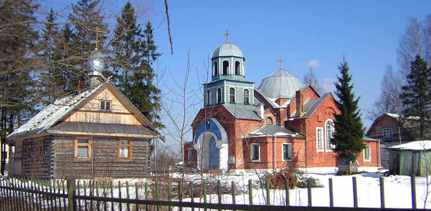 Сусанино. Церковь Казанской иконы Божией Матери. общий вид в ландшафте
