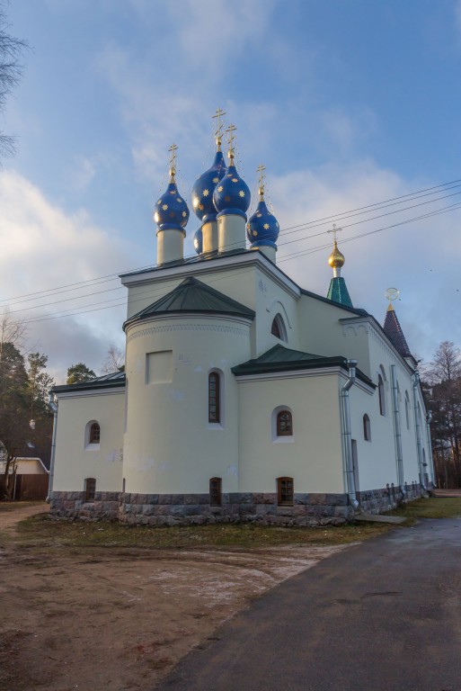 Церковь Николая Чудотворца, Лебяжье (Ломоносовский район, Ленинградская область). фасады, Вид с востока