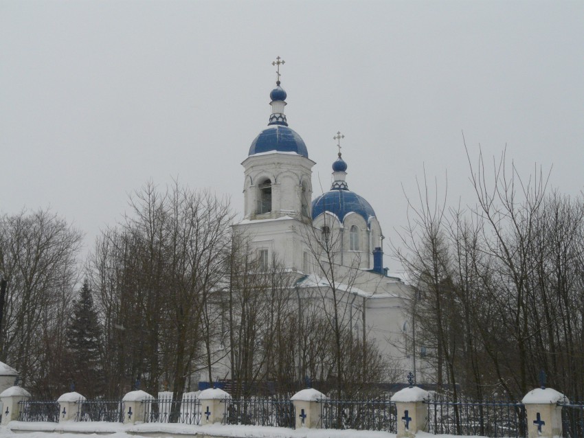 Церковь Воздвижения Креста Господня, Ополье (Кингисеппский район, Ленинградская область). фасады
