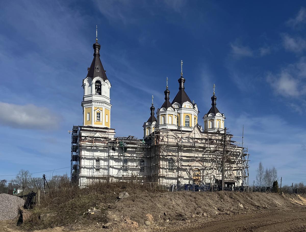 Вид с юга, документальные фотографии. Церковь Троицы Живоначальной, Иссад (Волховский район, Ленинградская область)