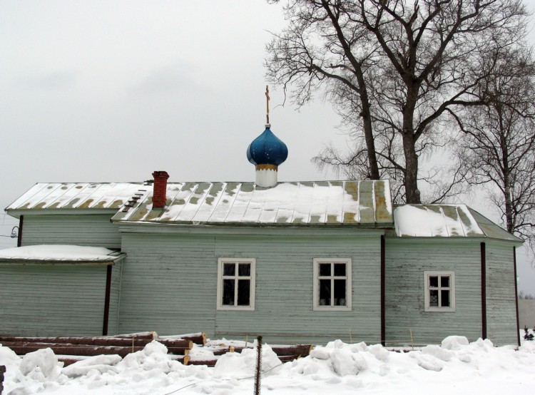 Троицкий скит. Церковь Флора и Лавра, Сенно (Бокситогорский район, Ленинградская область). фасады, Общий вид с юга