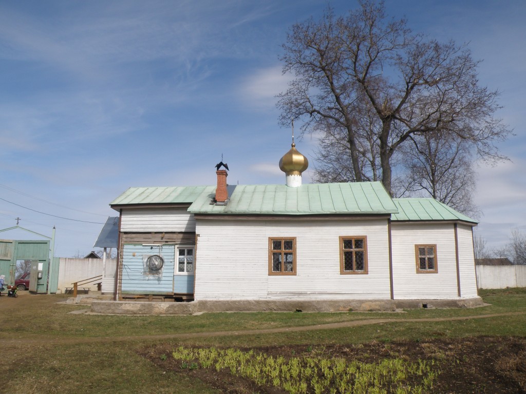 Сенно. Троицкий скит. Церковь Флора и Лавра. фасады