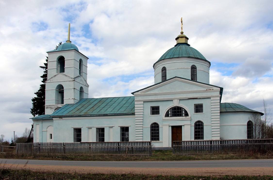 Поток. Церковь Тихвинской иконы Божией Матери. фасады