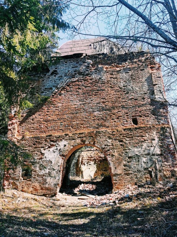 Церковь Успения Пресвятой Богородицы, Коробище (Бокситогорский район, Ленинградская область). интерьер и убранство