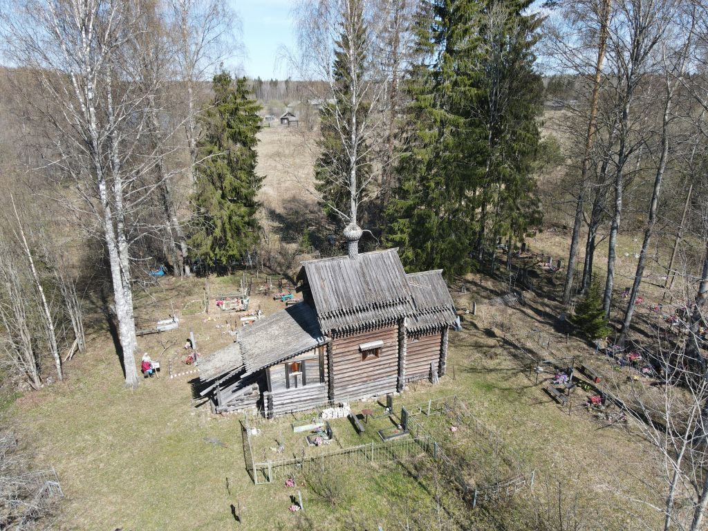 Лиственка. Церковь Рождества Пресвятой Богородицы. фасады