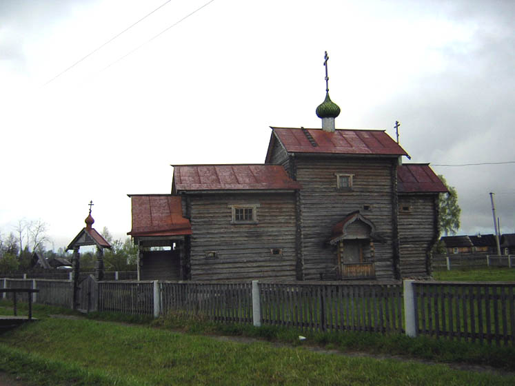 Церковь Иоанна Кронштадтского, Подборовье (Бокситогорский район, Ленинградская область). фасады
