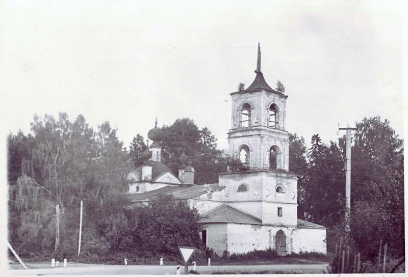 Церковь Воскресения Христова, Журавлево (Бокситогорский район, Ленинградская область). архивная фотография, Фото 1970-ых годов из фондов Пикалевского краеведчесого музея. Автор Леонид Алексеевич Старовойтов