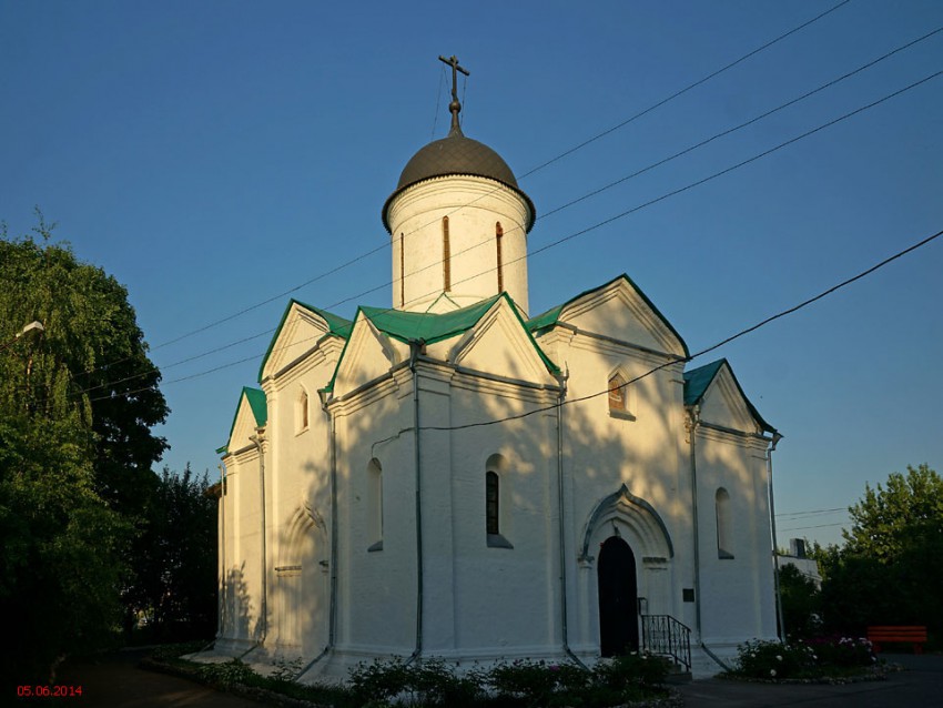 Церковь Успения Пресвятой Богородицы, Клин (Клинский городской округ, Московская область). фасады