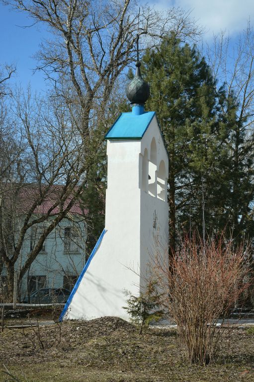 Церковь Успения Пресвятой Богородицы, Клин (Клинский городской округ, Московская область). дополнительная информация, Звонница Успенского храма