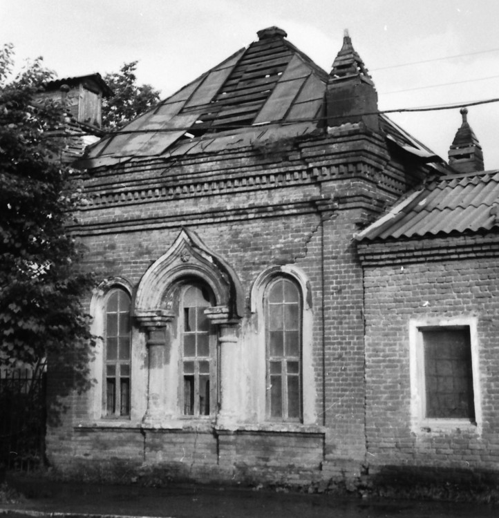 Часовня Феодоровской иконы Божией Матери при мещанской богадельне, Клин (Клинский городской округ, Московская область). фасады