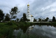 Храмовый комплекс. Церкви Успения Пресвятой Богородицы и Троицы Живоначальной, , Завидово, Конаковский район, Тверская область