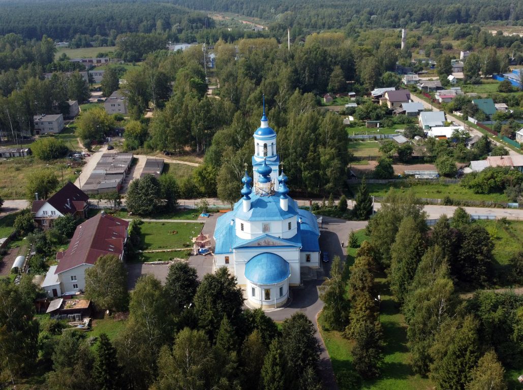 Церковь Илии Пророка, Селихово (Конаковский район, Тверская область). общий вид в ландшафте