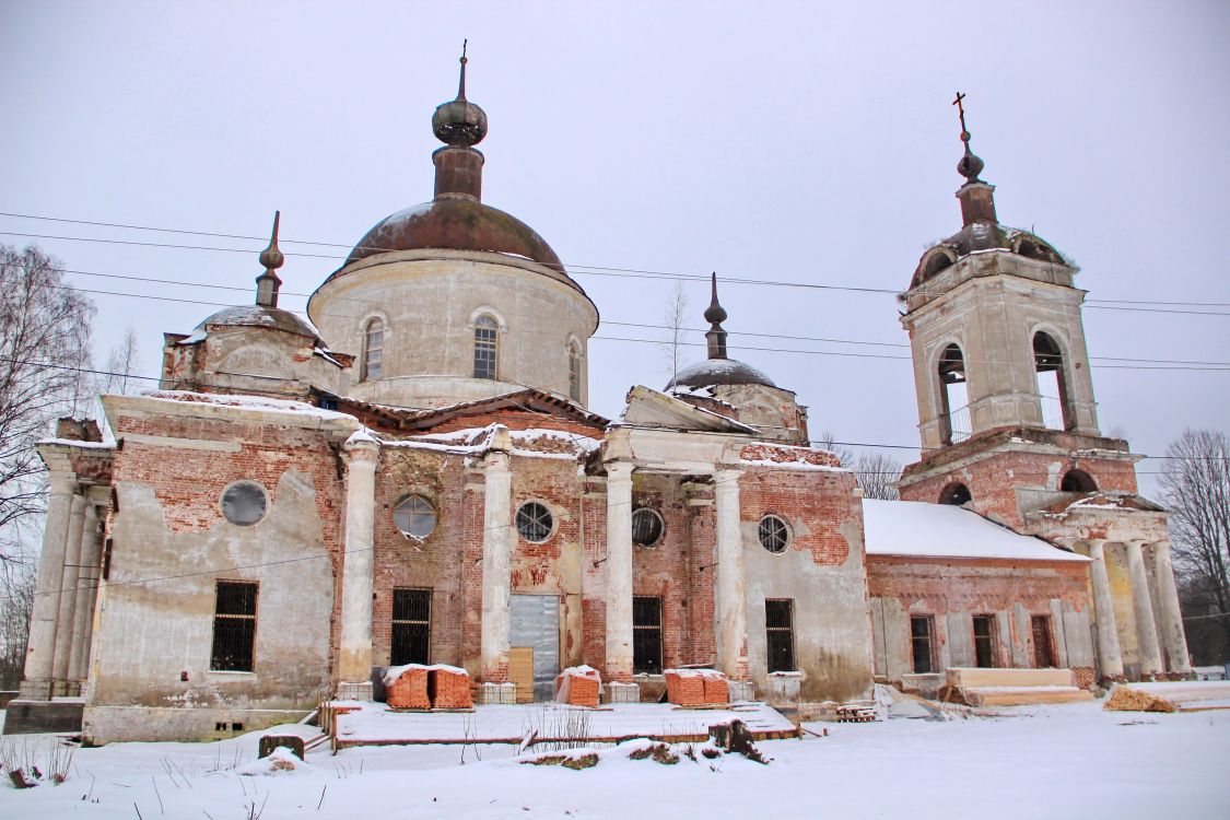 Церковь Успения Пресвятой Богородицы, Фёдоровское (Конаковский район, Тверская область). фасады