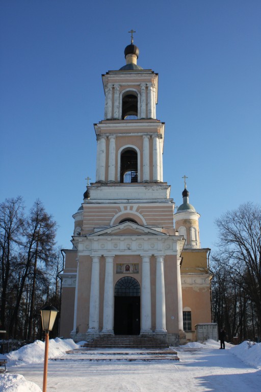 Спас-Заулок. Церковь Спаса Преображения. фасады