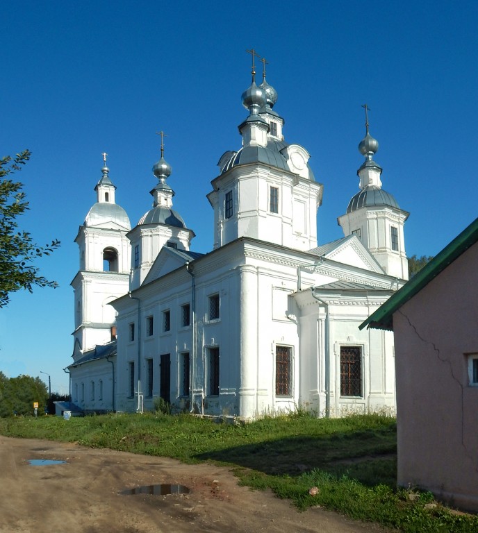 Церковь Троицы Живоначальной, Новое (Большесельский район, Ярославская область). фасады