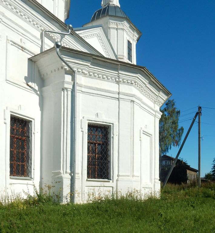 Церковь Троицы Живоначальной, Новое (Большесельский район, Ярославская область). архитектурные детали